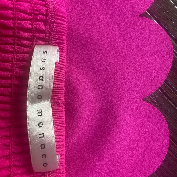 Hot pink dress - Picture 5 of 6